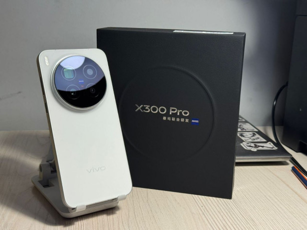 vivo-x300-pro-big-1