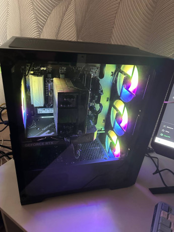 prodaetsia-polnyi-igrovoi-komplekt-gotovyi-cena-650k-torg-minimalnyi-est-big-2