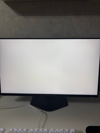 monitor-dell-alienware-245-360-gerc-big-4