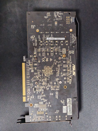 rx-580-4gb-obsluzennaia-big-3