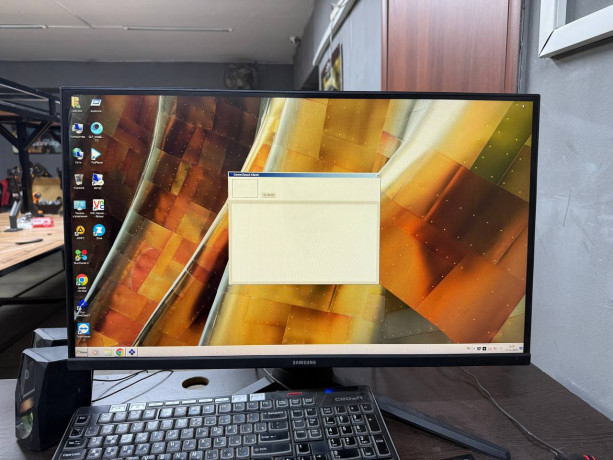 prodam-monitor-samsung-g3-27-144grc-1920-1080-big-0