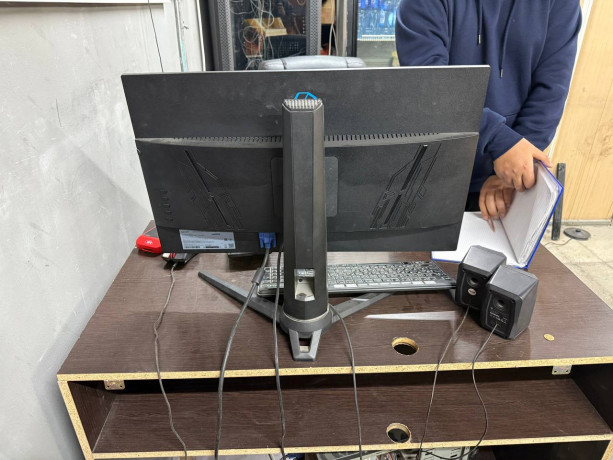 prodam-monitor-samsung-g3-27-144grc-1920-1080-big-1