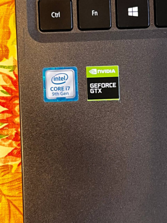 prodam-noutbuk-acer-aspire-a715-75g-big-1