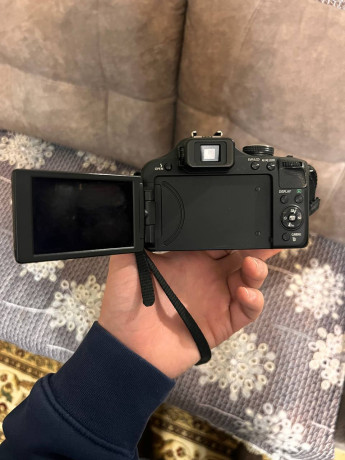 prodam-fotoapparat-panasonic-lumix-fz150-big-4