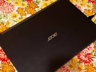 prodam-noutbuk-acer-aspire-a715-75g