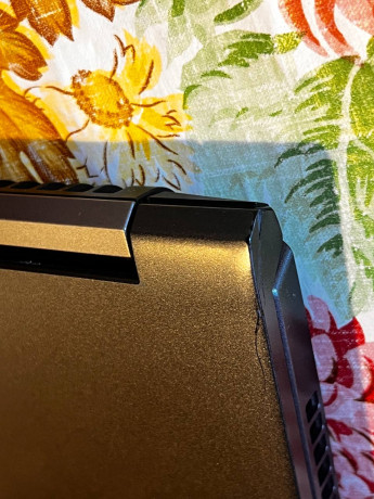 prodam-noutbuk-acer-aspire-a715-75g-big-3