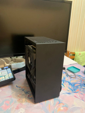 prodam-itx-sborku-43l-big-1