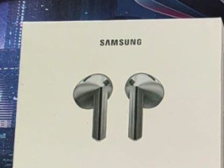 samsung-buds-3-na-garantii-v-novom-sostoianii
