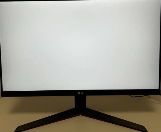 igrovoi-monitor-lg-27gl850-b-27-qhd-144-gc-v-almaty-big-1