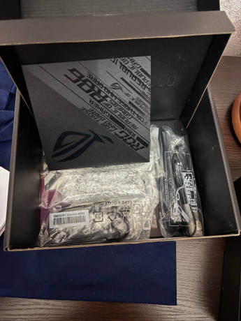 almaty-prodam-prodam-materinskuiu-platu-rog-strix-b760-i-gaming-wifi-byla-v-ispolzovanii-nedolgo-big-4