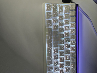 aula-hero68he-magnitnaia-klaviatura-s-kastomnymi-kei-kapami-provodnaia-interesuet-obmen-na-cernye-k