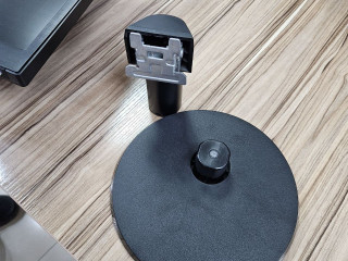 hdmi-lcd-60hz-kolonki-vstroennye