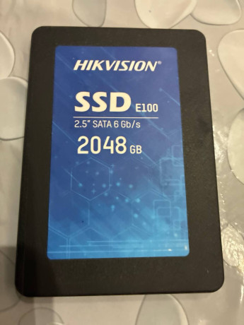 ssd-ot-hikvision-na-2-tb-pocti-novyi-malo-ispolzovannyi-big-0