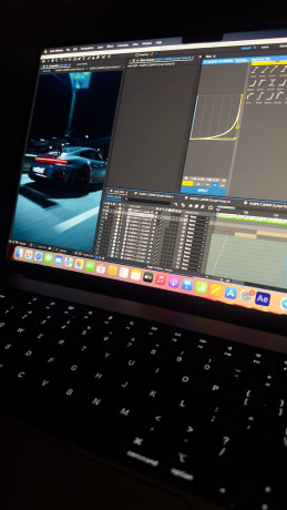 srocno-prodaiu-macbook-pro-m1-max-big-1