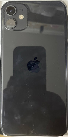 prodam-cernyi-iphone-11-128-gb-big-1