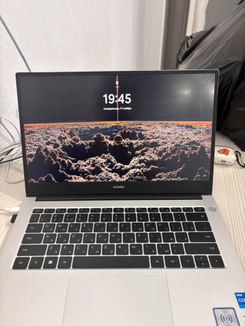 prodam-noutbuk-huawei-matebook-d-14-2023-14-diuimovyi-noutbuk-s-ips-ekranom-19201200-dostupnyi-big-0
