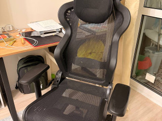 cernoe-kreslo-dx-racer-air