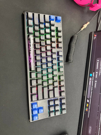 igrovaia-mexaniceskaia-klaviatura-big-0