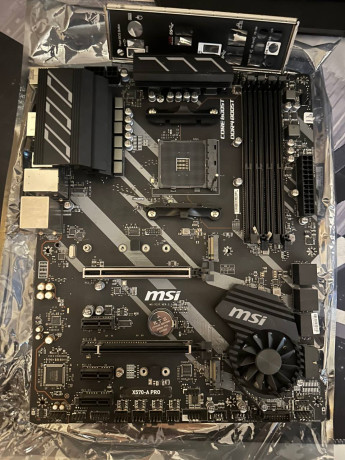 x570-msi-pro-am4-big-0