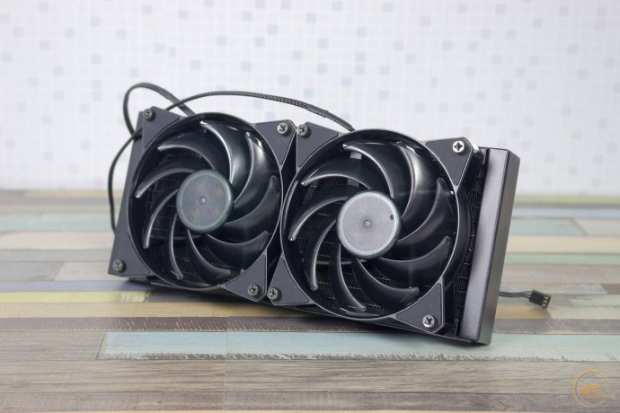 vodianoe-oxlazdenie-mute-cooler-l240-novye-big-0