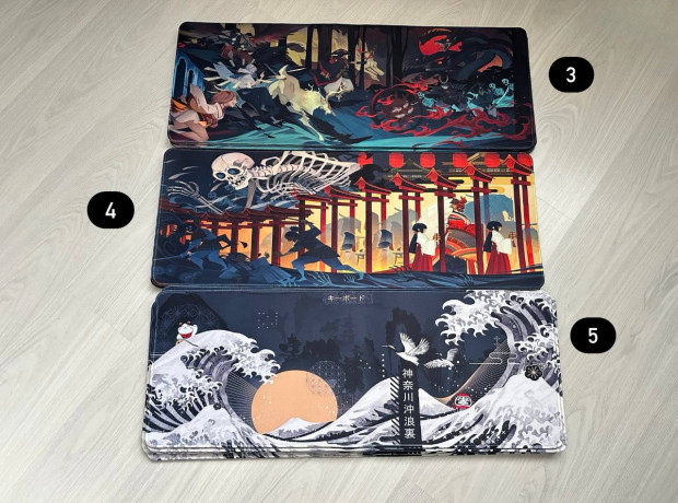 prodam-igrovye-kovriki-xorosego-kacestva-tolshhina-3-mm-kraia-prositye-skolzit-otlicno-legko-stira-big-1