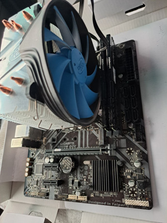 prodam-komplekt-materinka-proc-i5-9400f-ozy-16-hyper-x-kuler-50k-symkent-big-0