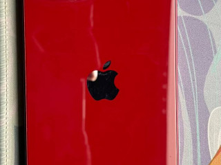 prodam-iphone-13-na-128-gigabait