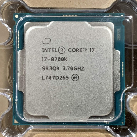 core-i7-8700k-big-0