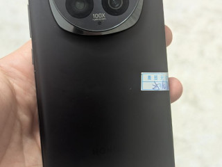 telefon-v-cernom-spiske