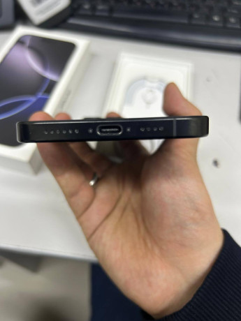 prodam-iphone-16-pro-max-256gb-black-big-2