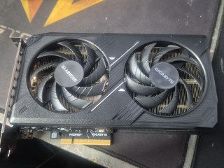 videokarta-5060-ot-gigabyte-geforce-rtx-8gb