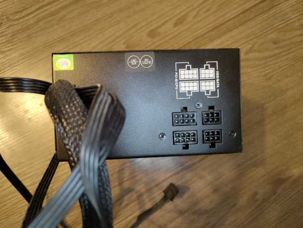 prodam-blok-pitaniia-gamemax-vp-700w-modulnyi-sostoianie-pocti-novyi-big-1