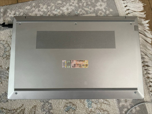 noutbuk-nr-probook450-g10-big-2