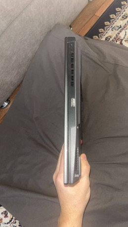 prodam-igrovoi-nout-asus-tuf-gaming-polzovalis-3-mesiaca-brali-dlia-raboty-big-1