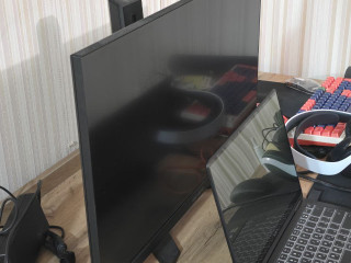 monitor-gigabyte-4k-144hz-27-diuimov-sostoianie-idealnoe-cena-140000tg