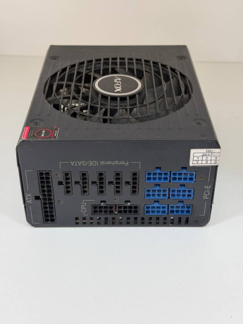 blok-pitaniia-afox-1600w-modulnyi-4x-po-2x8pin-3x-satamolex-1x-8pin-cpu-1x-24pin-big-2