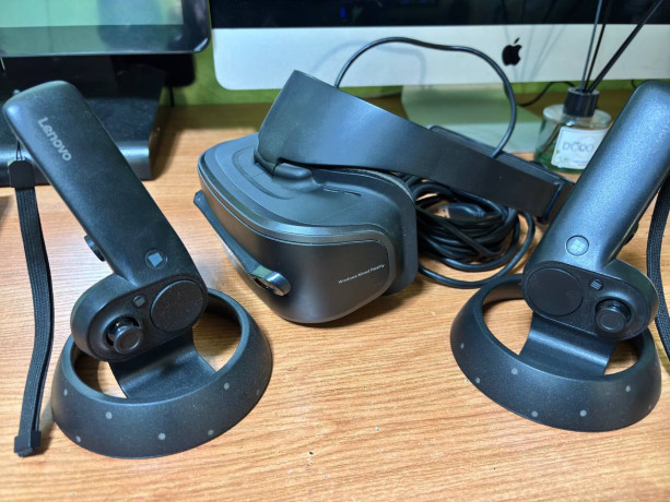 prodam-srocno-lenovo-vr-explorer-big-3