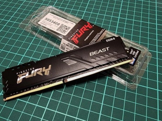 prodam-plaski-32-gb-kingston-fury-kf3600c18d432gx-90k-za-plasku