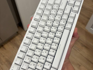 prodam-ajazz-ak820-provodnaia-versiia-odin-cvet-podsvetki-sostoianie-idealnoe-liubye-proverki-kor