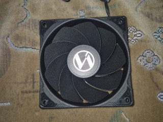 prodam-ventiliatory-lian-li-a1228h12s-c