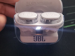 aktobe-jbl-tune-buds-20-000-tysiac-tenge