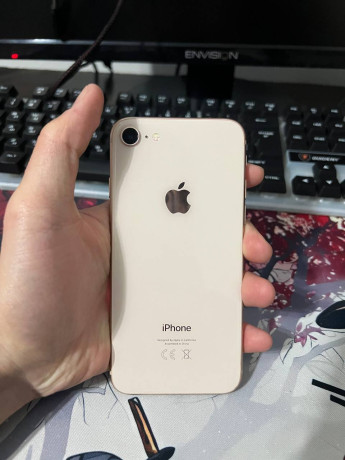 aifon-8-v-idealnom-sostoianii-remonta-ne-videl-akb-71-vse-rodnoe-carapin-po-korpusu-netu-nosil-big-1