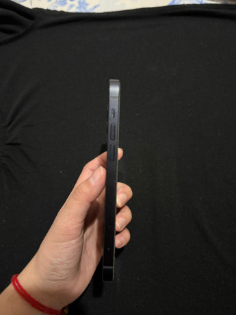 aifon-12-128-gb-v-cvete-korobka-imeetsia-pokupalsia-v-22-godu-sostoianie-xorosee-cena-100k-big-2