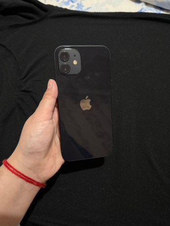 aifon-12-128-gb-v-cvete-korobka-imeetsia-pokupalsia-v-22-godu-sostoianie-xorosee-cena-100k-big-0