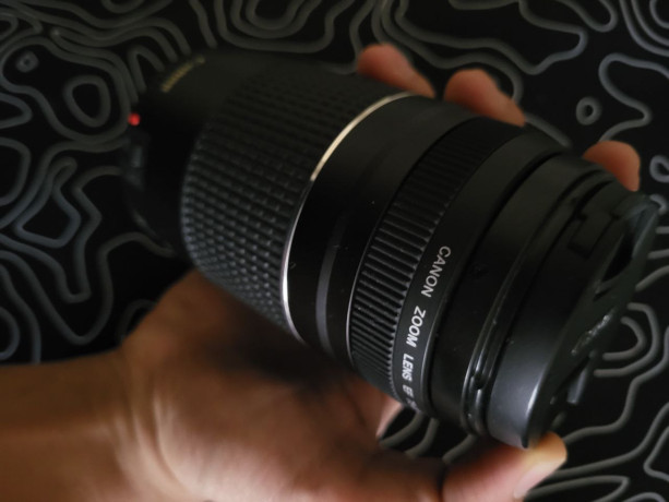 kamera-canon-eos-4000d-big-2