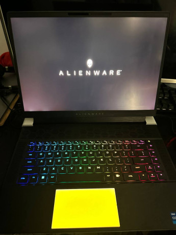 dell-alienware-v-idealnom-sostoianii-big-1