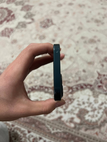 prodam-aifon-13-v-udovletvoritelnom-sostoianii-big-2