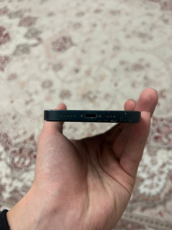 prodam-aifon-13-v-udovletvoritelnom-sostoianii-big-4