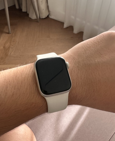 apple-watch-series-5-40mm-aluminium-ceramic-case-big-0