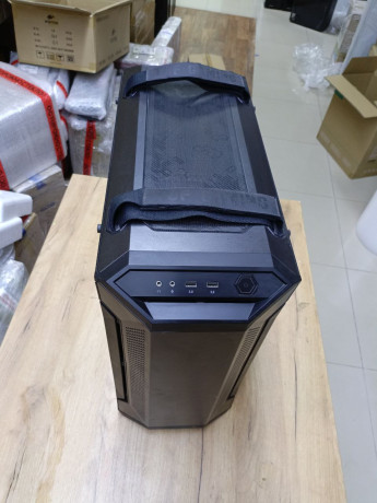 korpus-asus-tuf-gaming-gt501-big-2